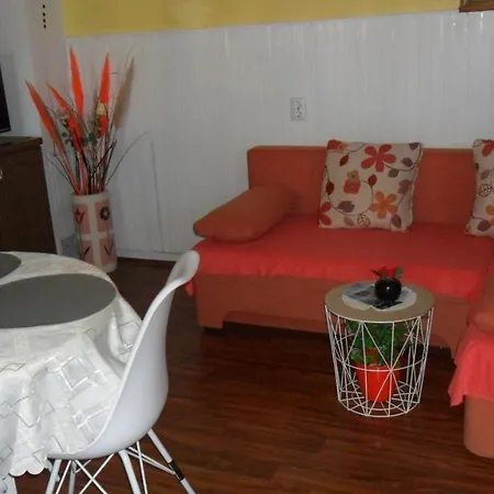 Apartment 8153b *